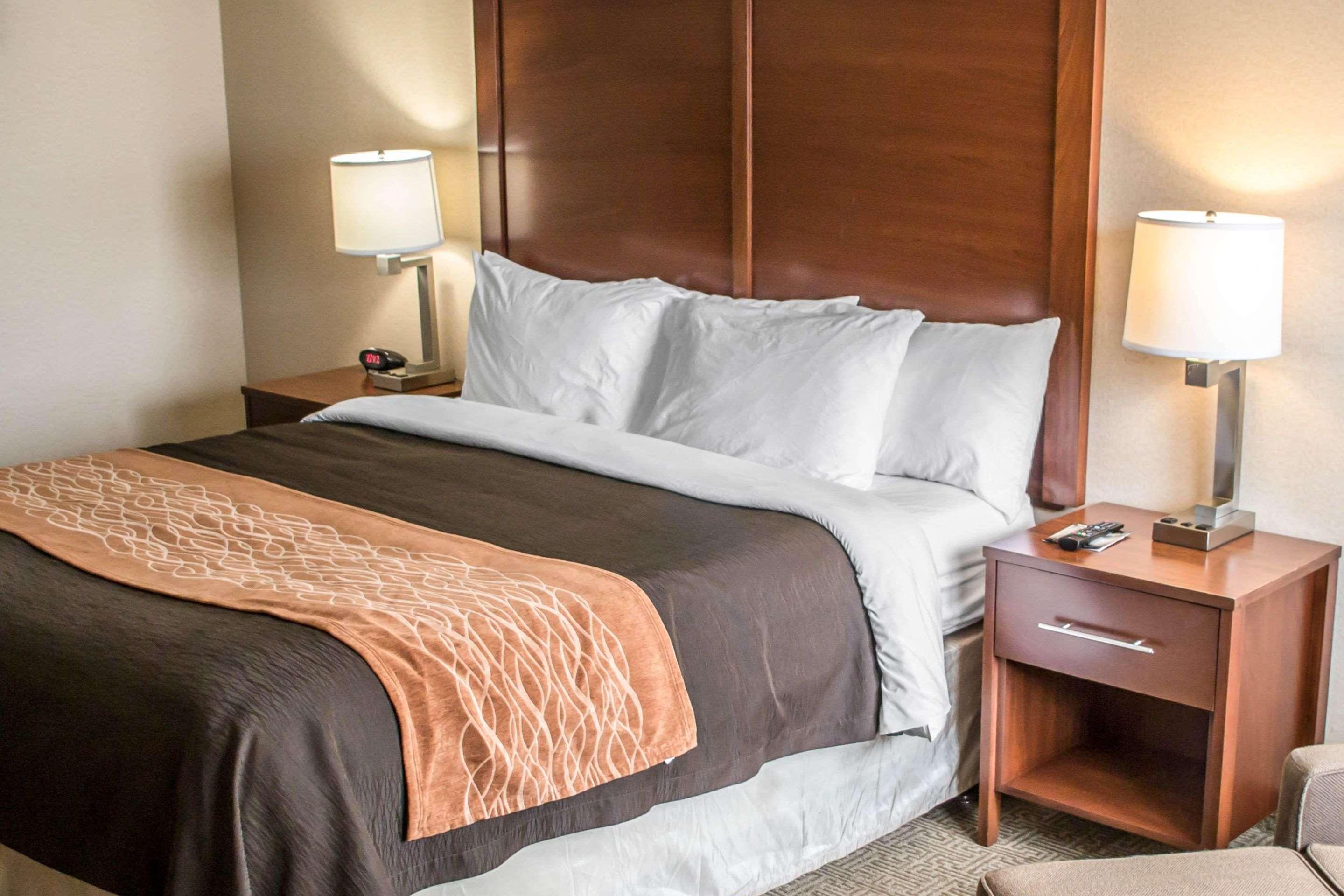 Comfort Inn & Suites Beaverton - Portland West Zewnętrze zdjęcie